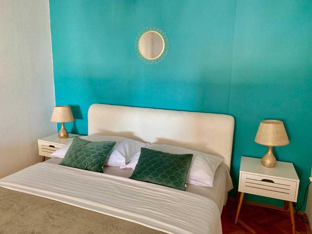 Deluxe Suites Mandic Omiš Exterior foto