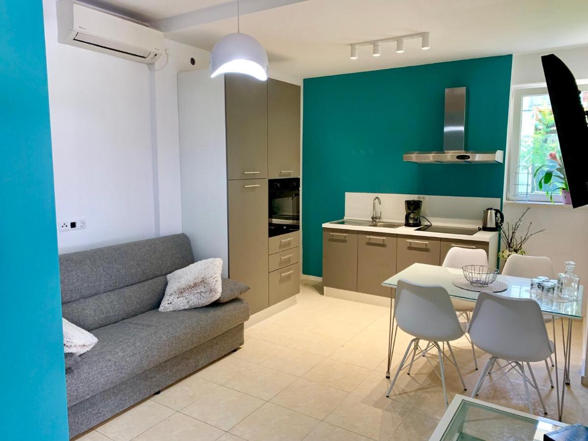 Deluxe Suites Mandic Omiš Exterior foto